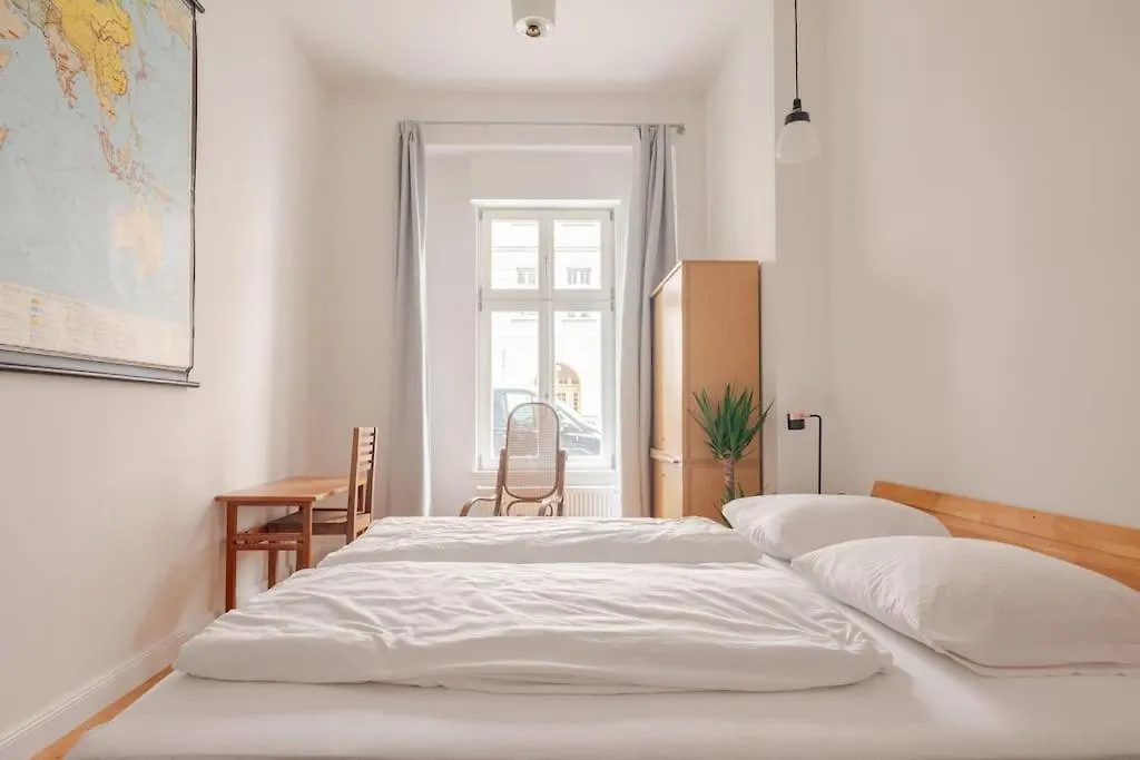Tolles Apartment Im Helmholz-Kiez Prenzlauer Berg Berlin 0*,  Germany